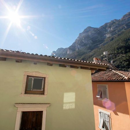 Nido Sui Tetti Di Riva Del Garda - Happy Rentals エクステリア 写真