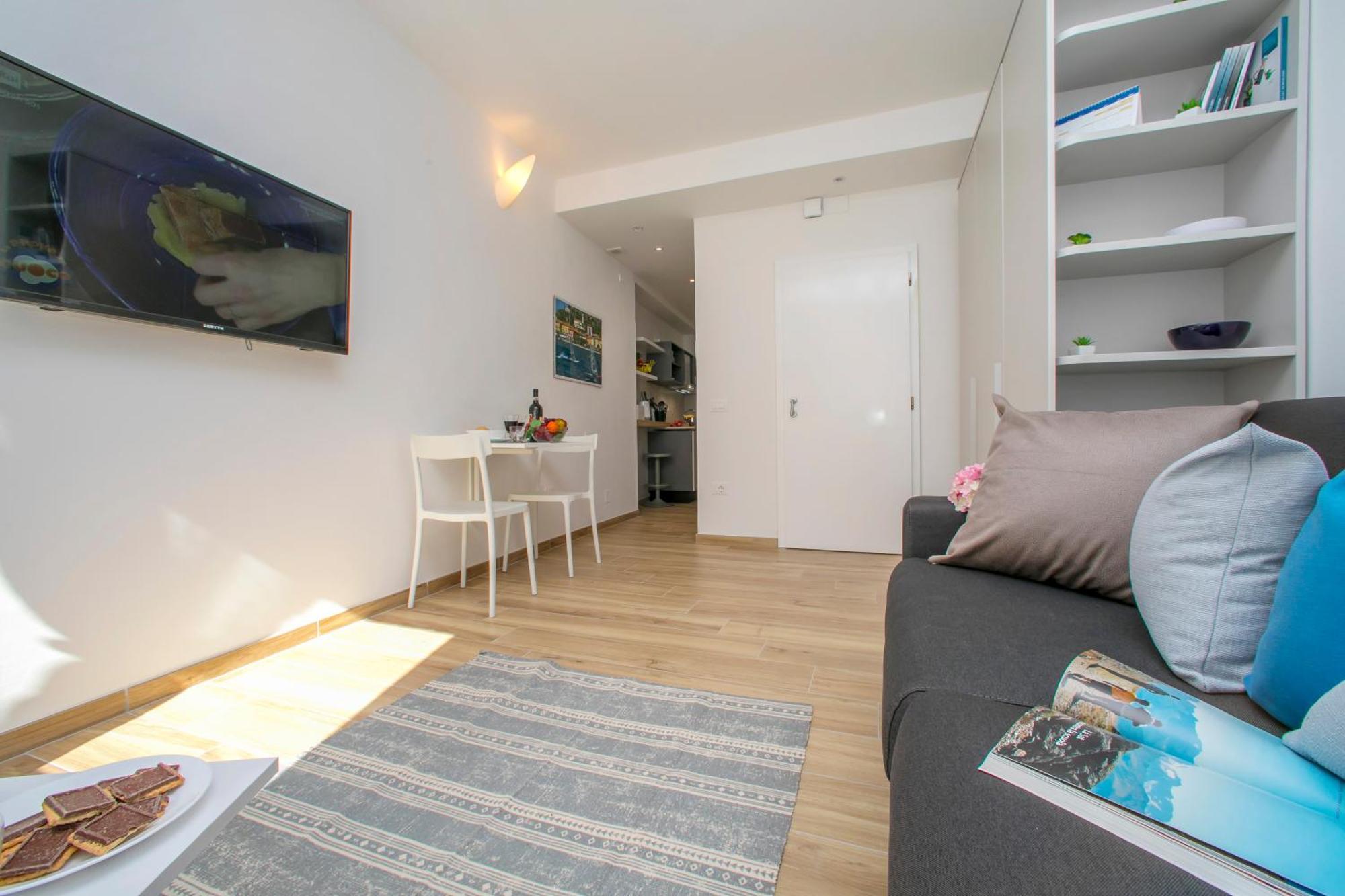 Nido Sui Tetti Di Riva Del Garda - Happy Rentals エクステリア 写真